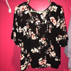 American Eagle Lace Up Front Shirt